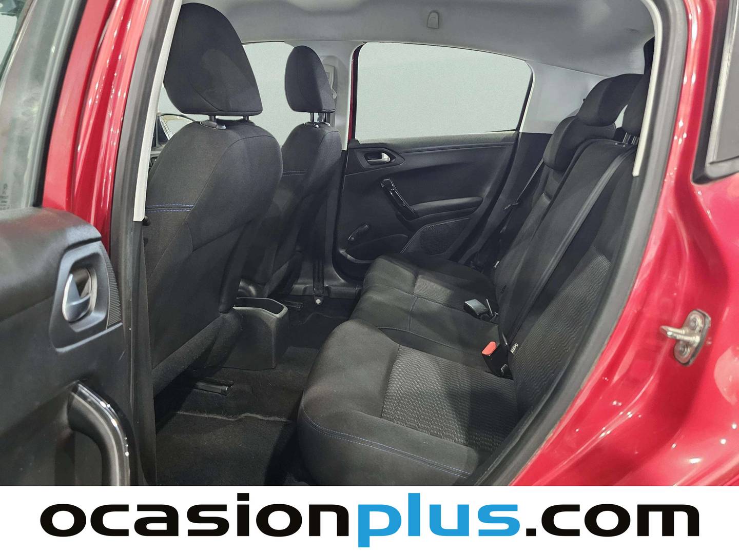 Foto asientos traseros Peugeot 208 Peugeot 208 PureTech Signature (82 CV)