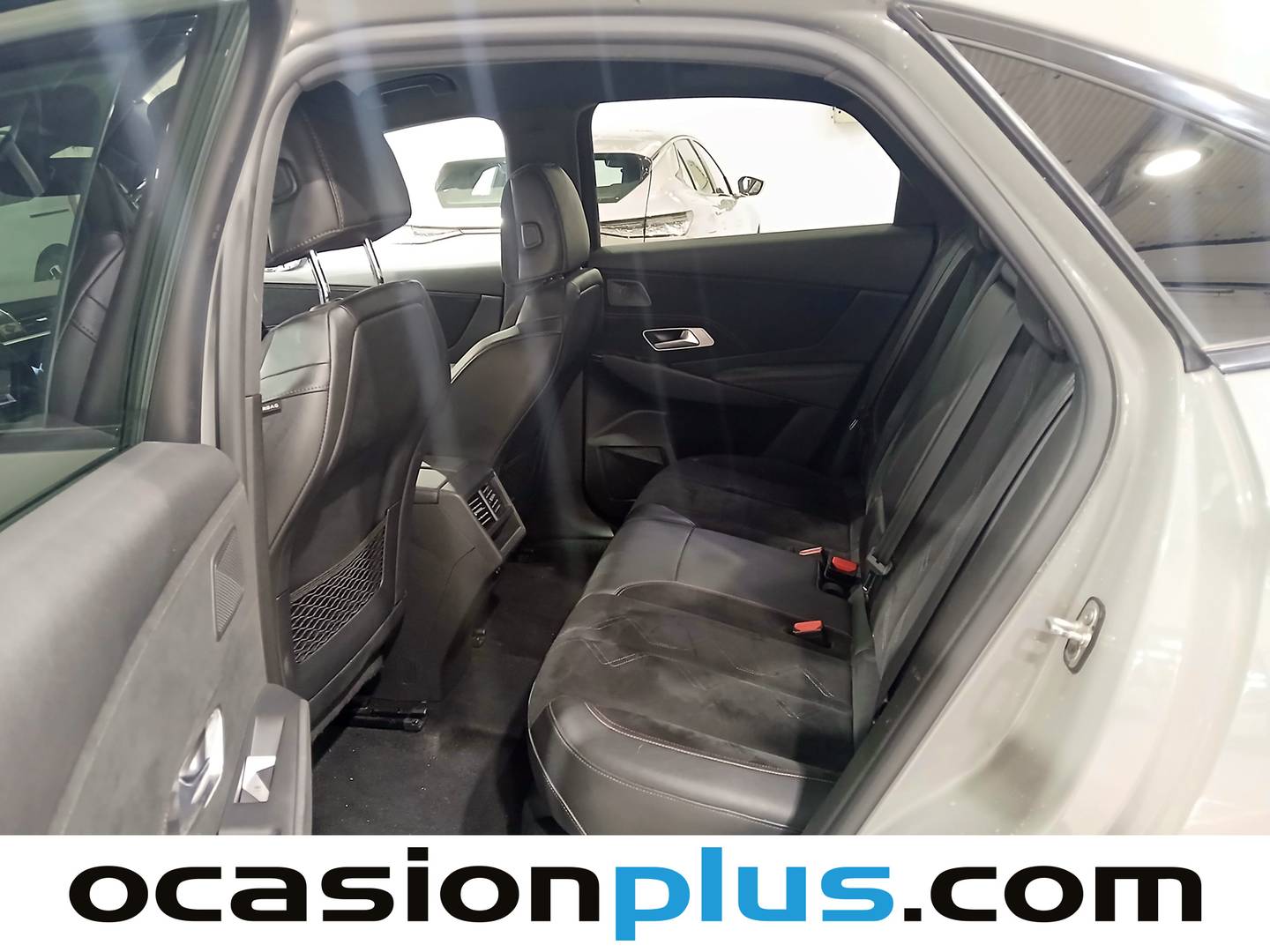 Foto DS DS 7 DS DS7 Crossback BlueHDi 130 Performance Line+ AT (130 CV)