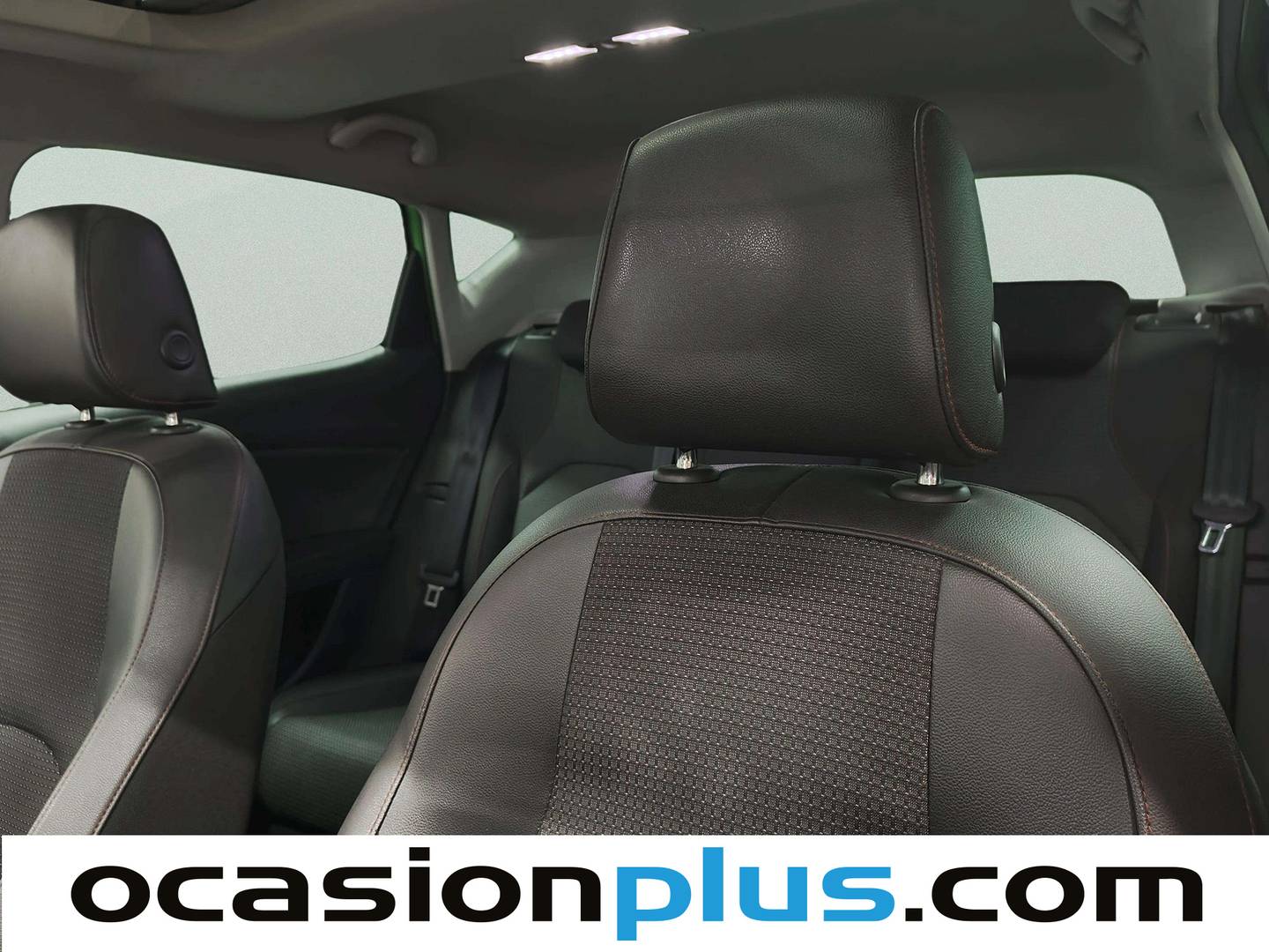 Equipamiento del Seat León Seat León 2.0 TDI S&S FR (184 CV)