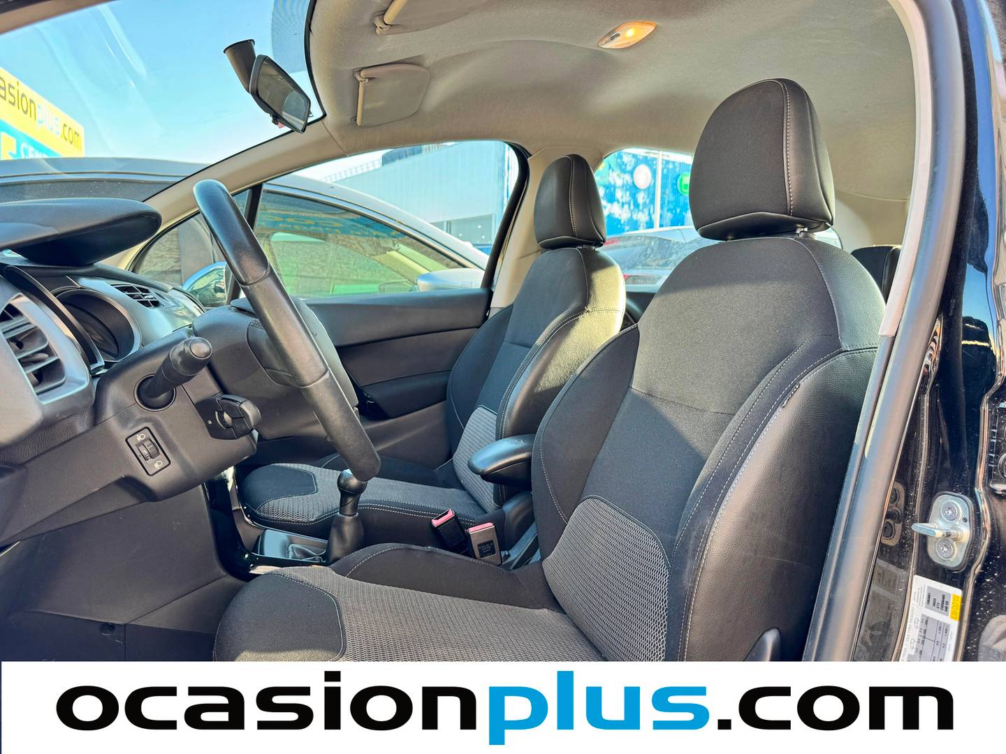 Foto asientos delanteros Citroën C3 Citroën C3 VTI 82 Collection (82 CV)