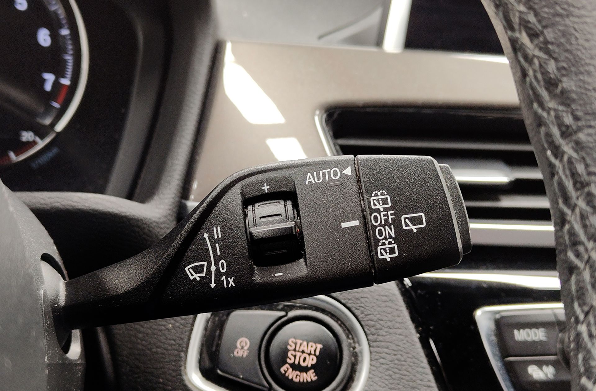 BMW X1 sDrive18i - foto 33