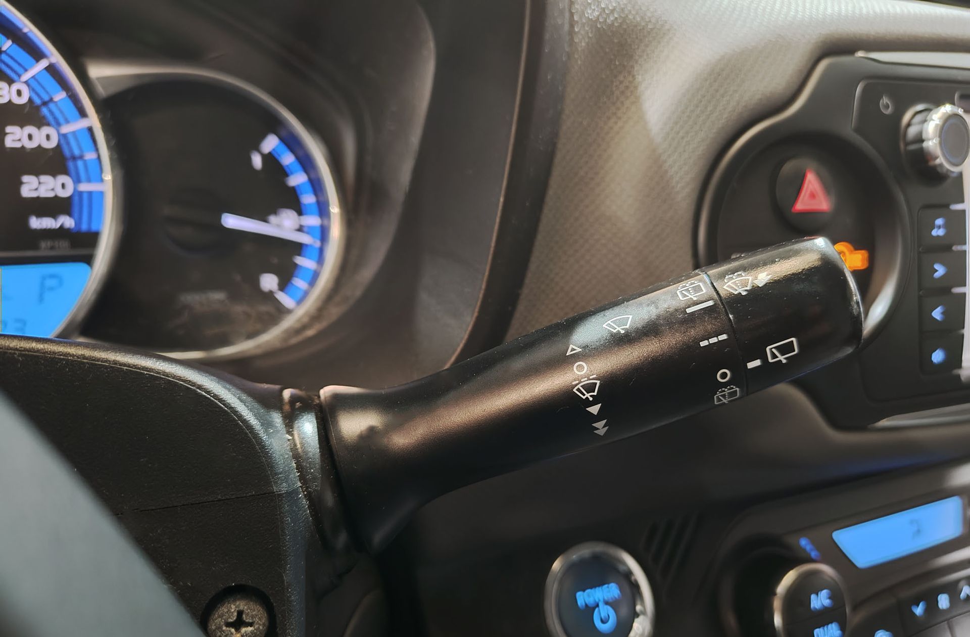 Toyota Yaris 1.5 Hybrid Active - foto 24