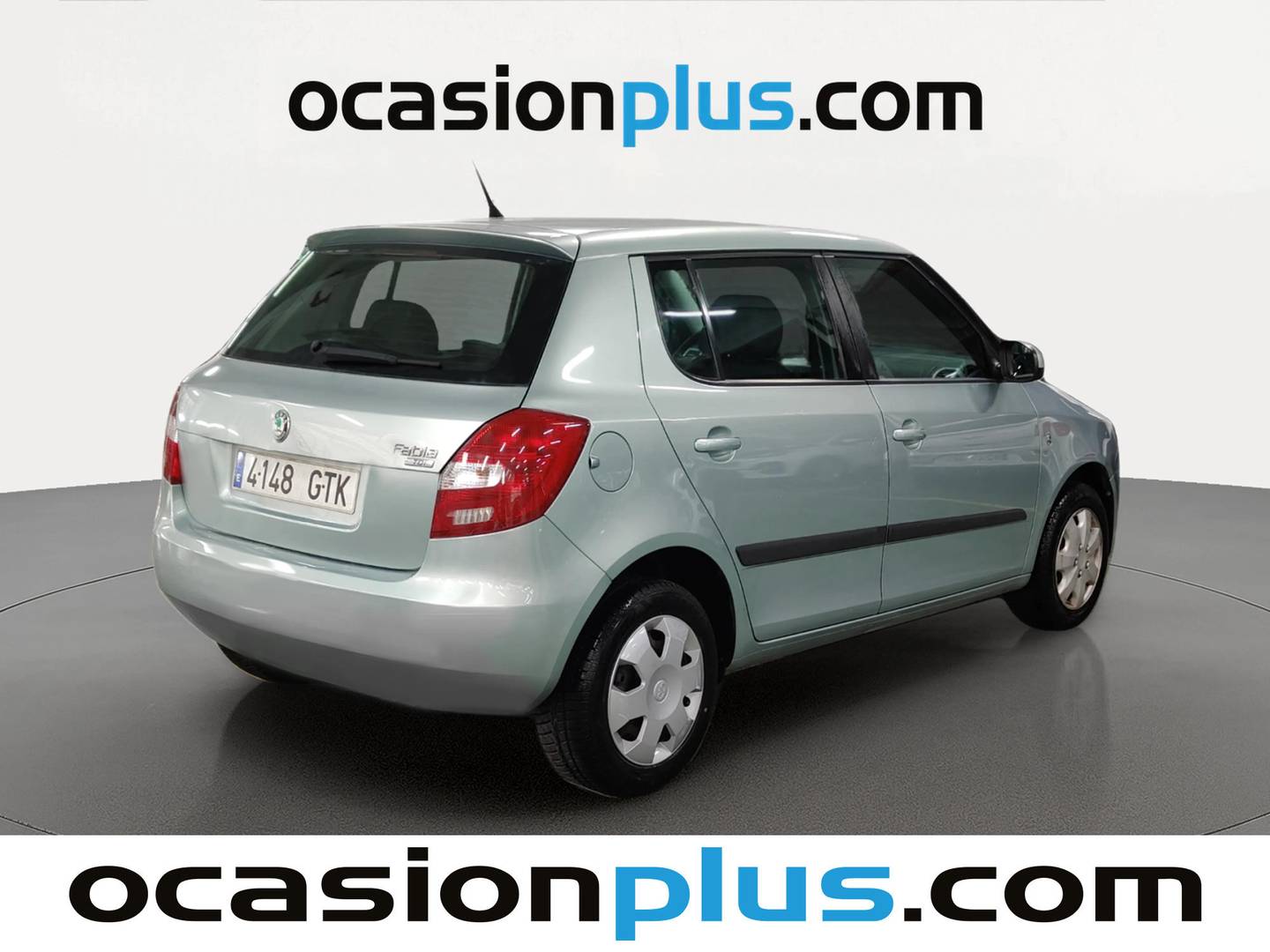 Foto trasera Skoda Fabia Skoda Fabia 1.4 TDI Young (70 CV) derecha