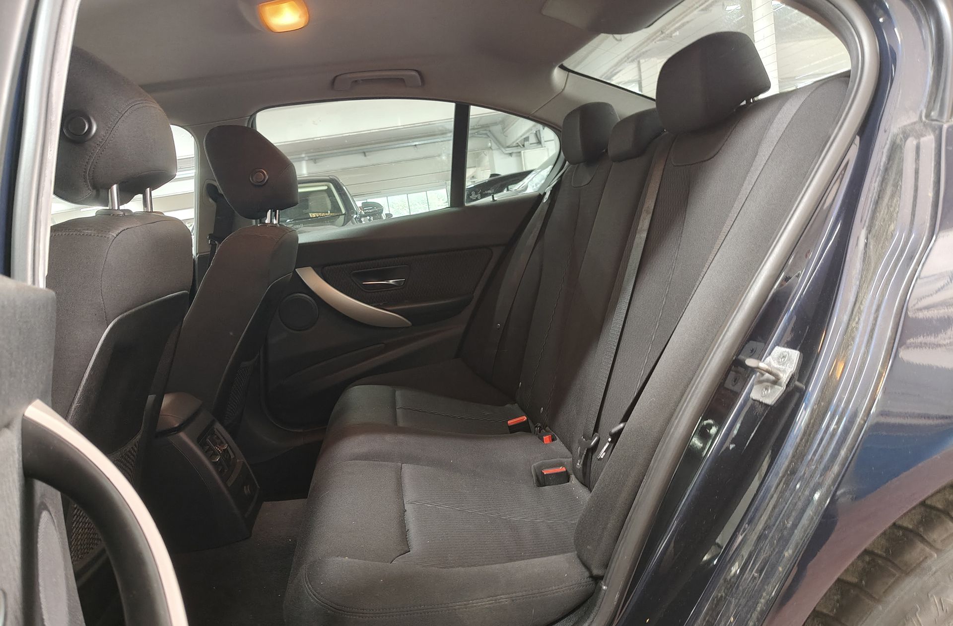 BMW Serie 3 320d - foto 11