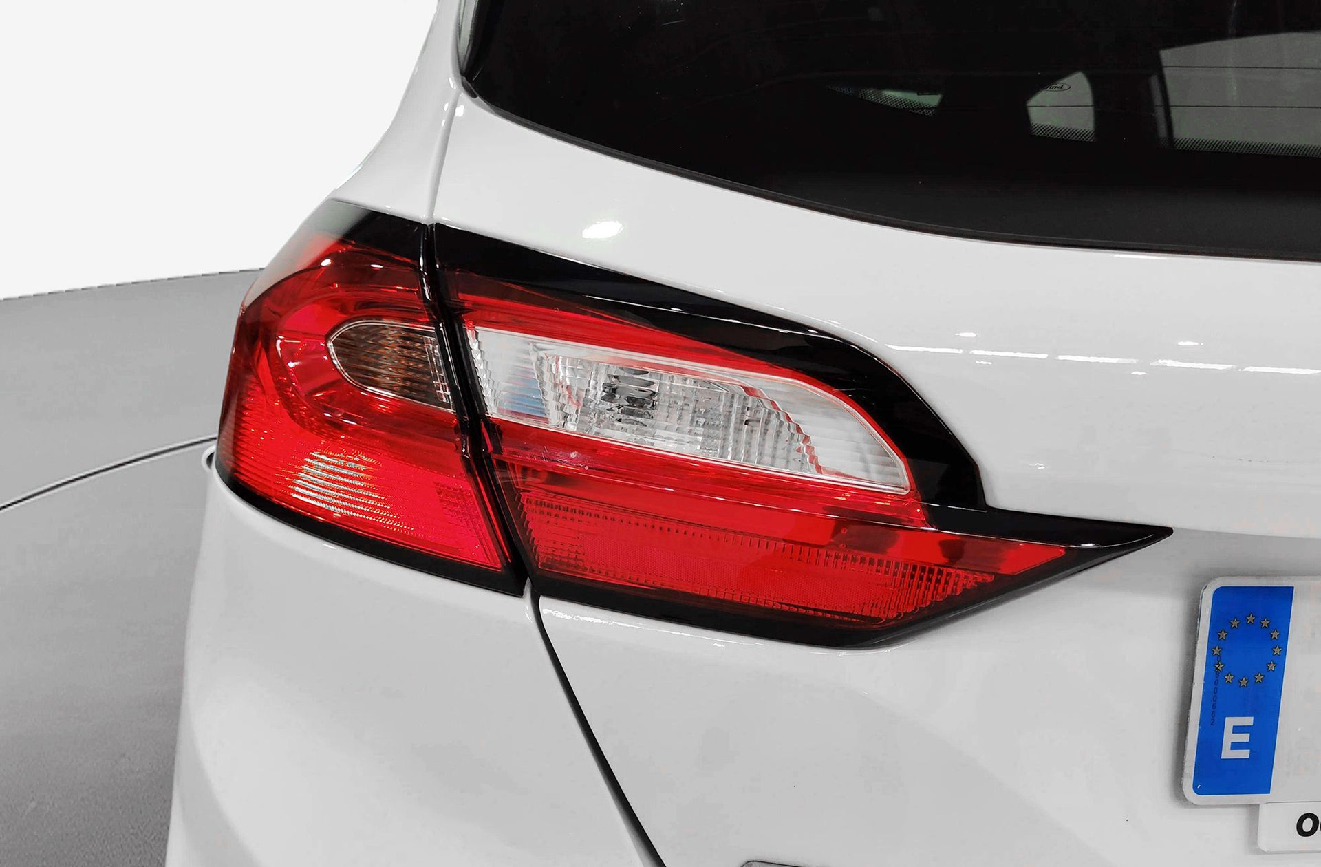 Ford Fiesta 1.0 EcoBoost MHEV ST-Line - foto 18