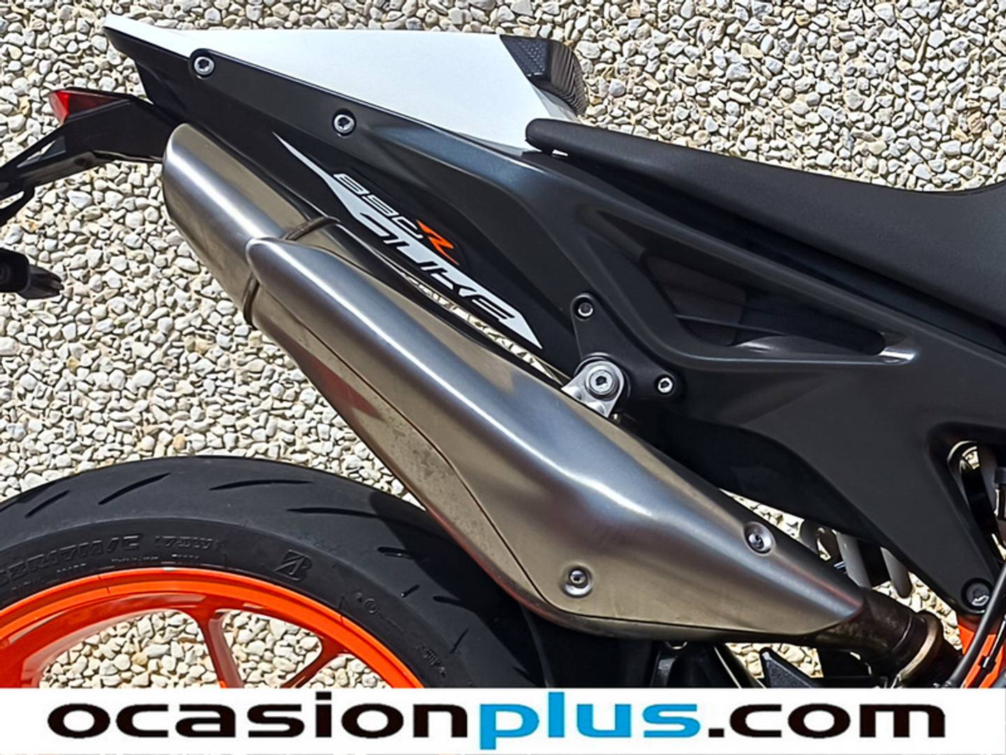 Foto KTM Duke R 890 KTM Duke R 890 R 890 (121 CV)