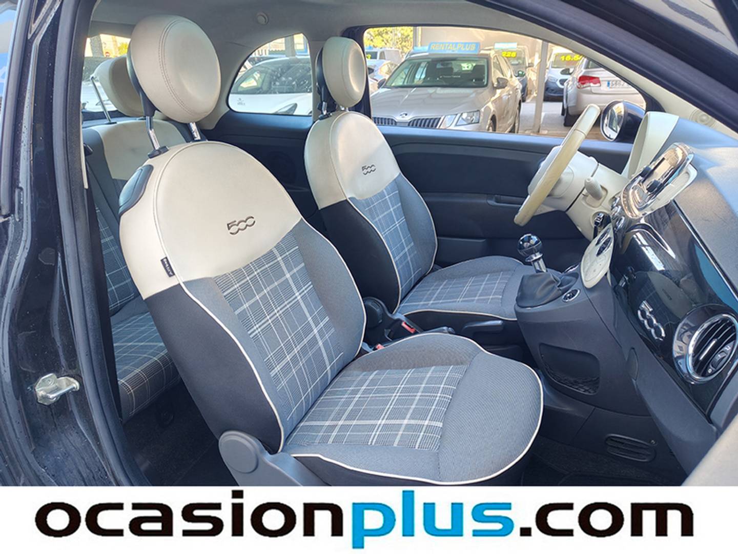Foto Fiat 500 Fiat 500 1.2 8v Lounge (69 CV)