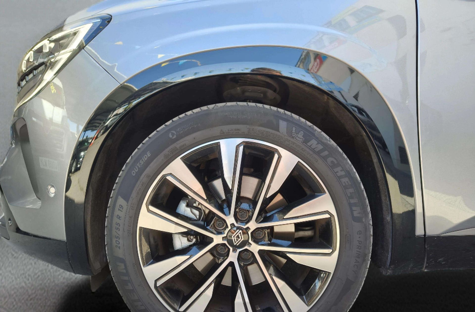 Renault Austral Techno E-Tech Full Hybrid - foto 33