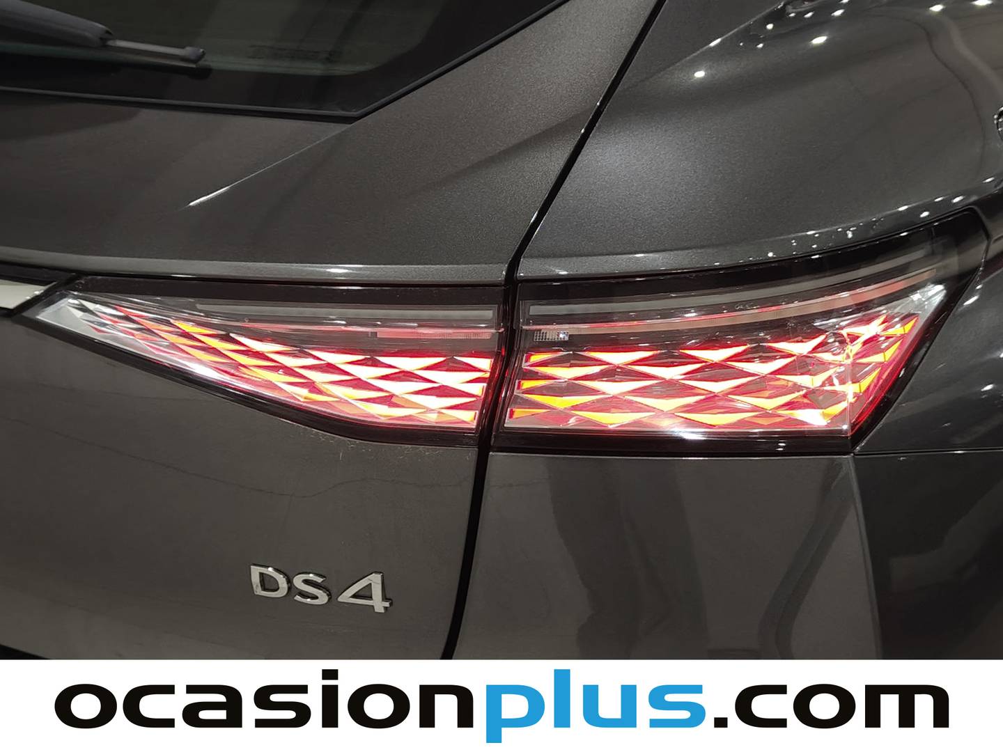 Foto DS DS 4 DS DS4 BlueHDi 130 Trocadero Auto (130 CV)