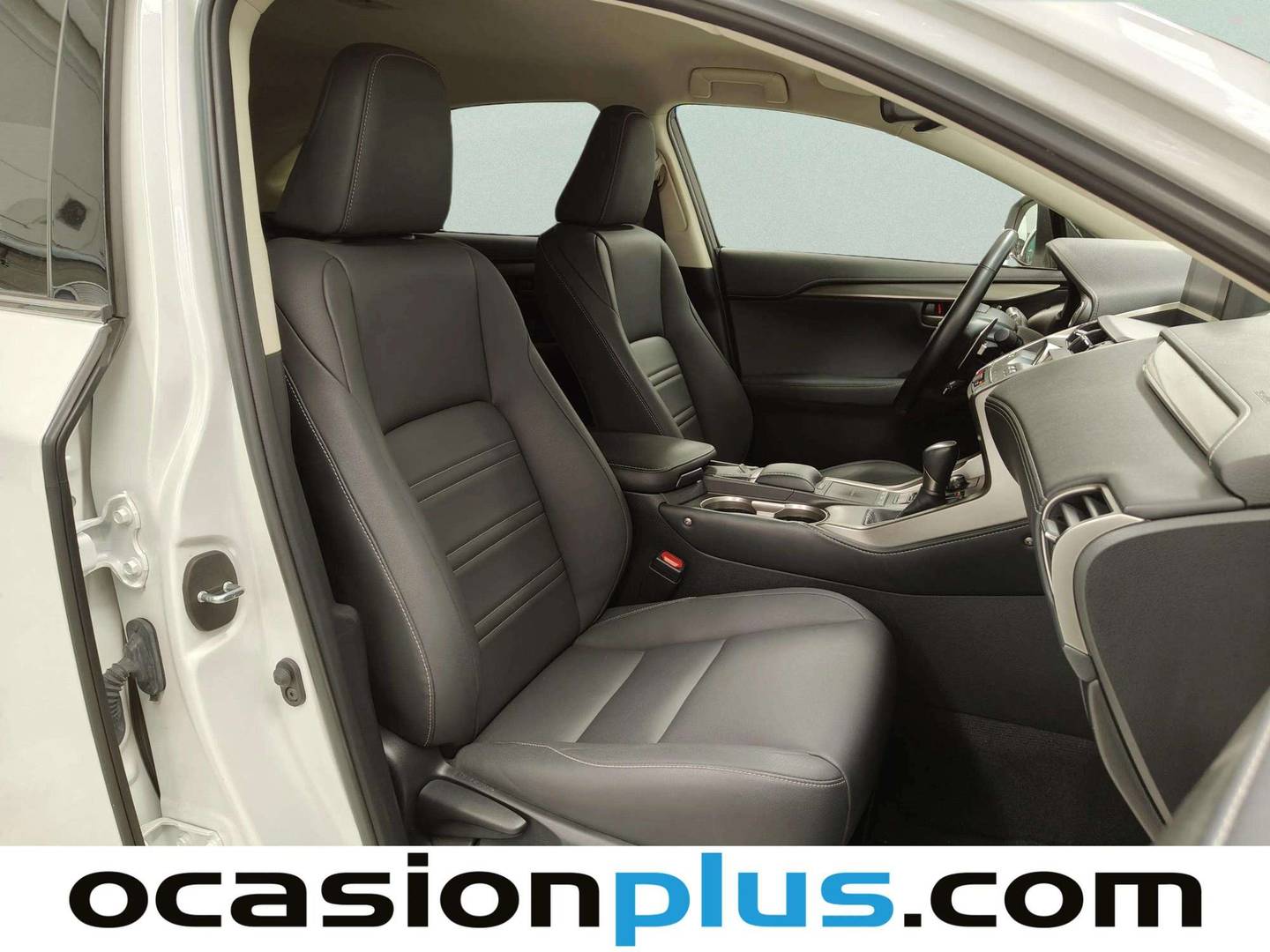 Lexus NX Lexus NX 300h Premium 2WD (197 CV) híbrido