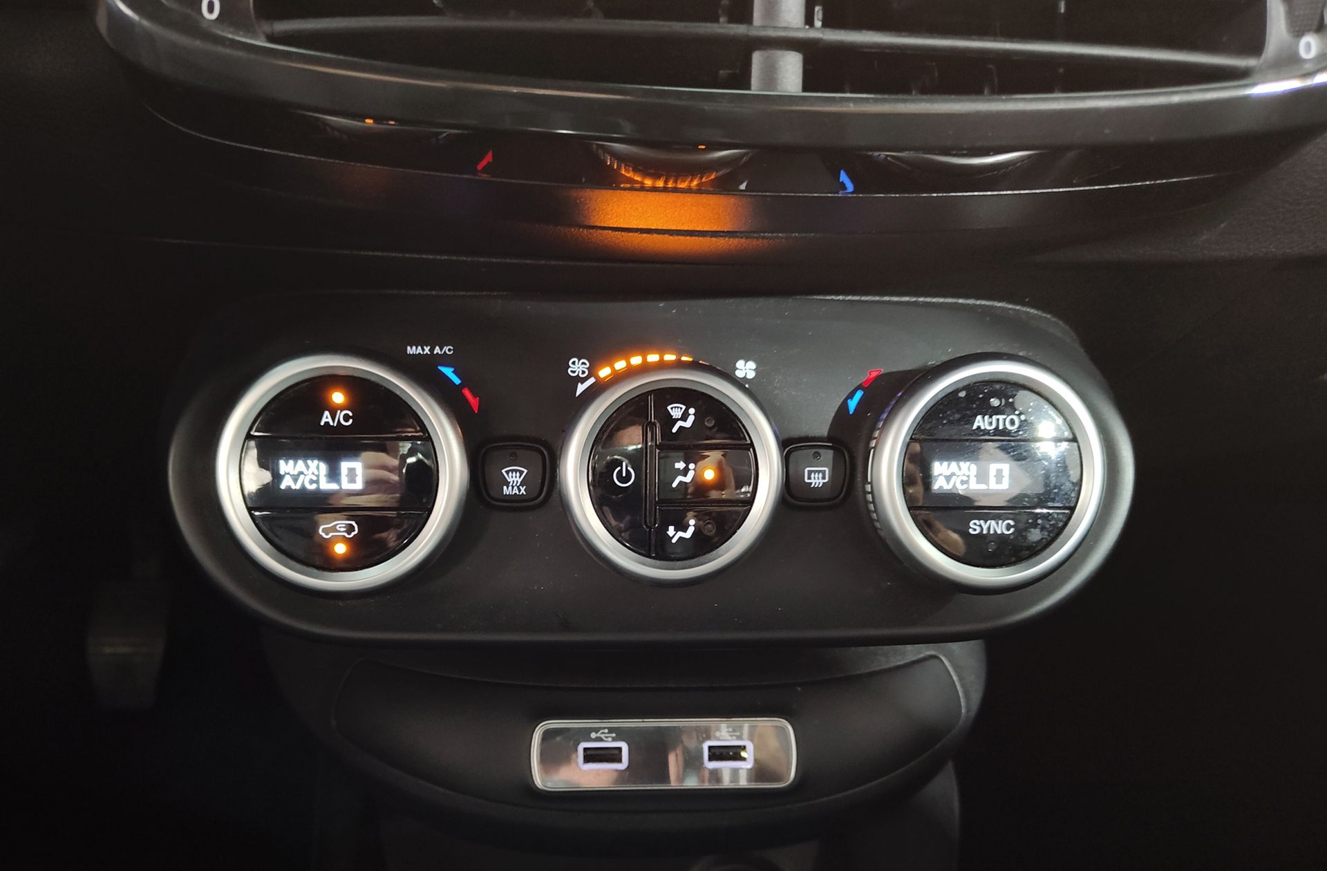 Fiat 500X 1.6 MultiJet Sport - foto 30