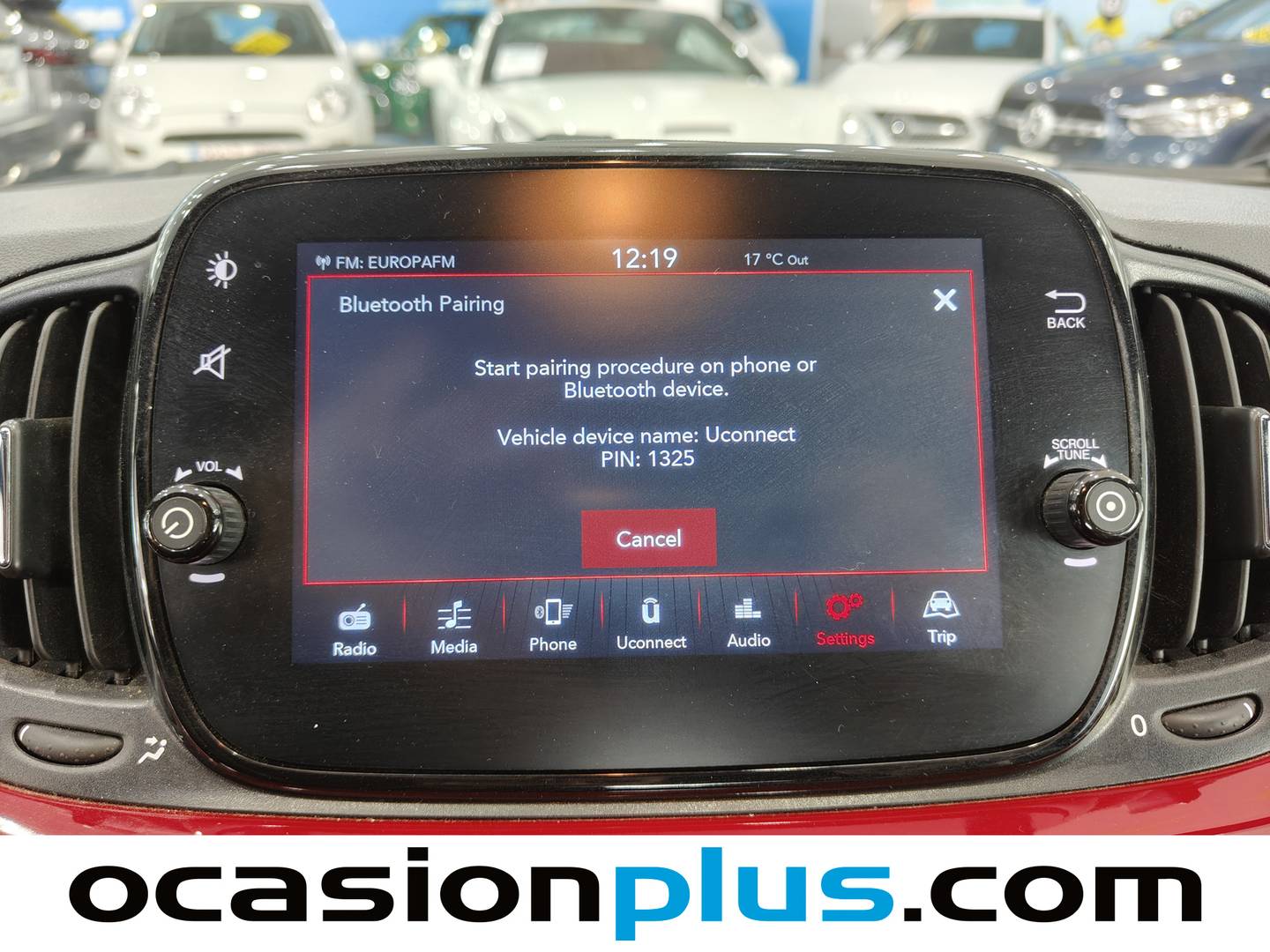 Equipamiento del Fiat 500C Fiat 500C 1.0 Hybrid Club  (70 CV)