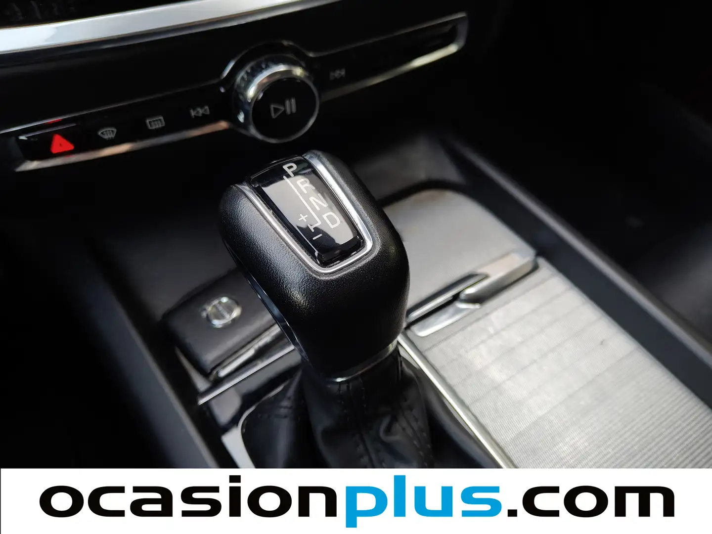 Foto Volvo V60 Cross Country Volvo V60 Cross Country D4 Pro Auto (190 CV)