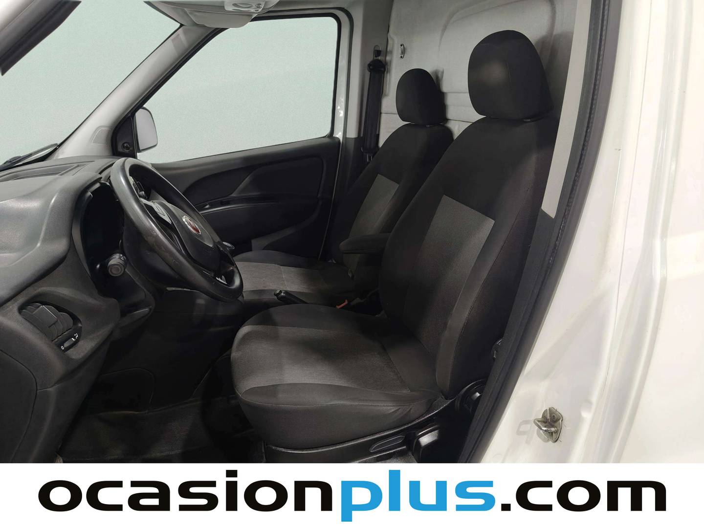 Foto asientos delanteros Fiat Doblò Cargo Fiat Dobló Cargo 1.3 Multijet SX (95 CV)