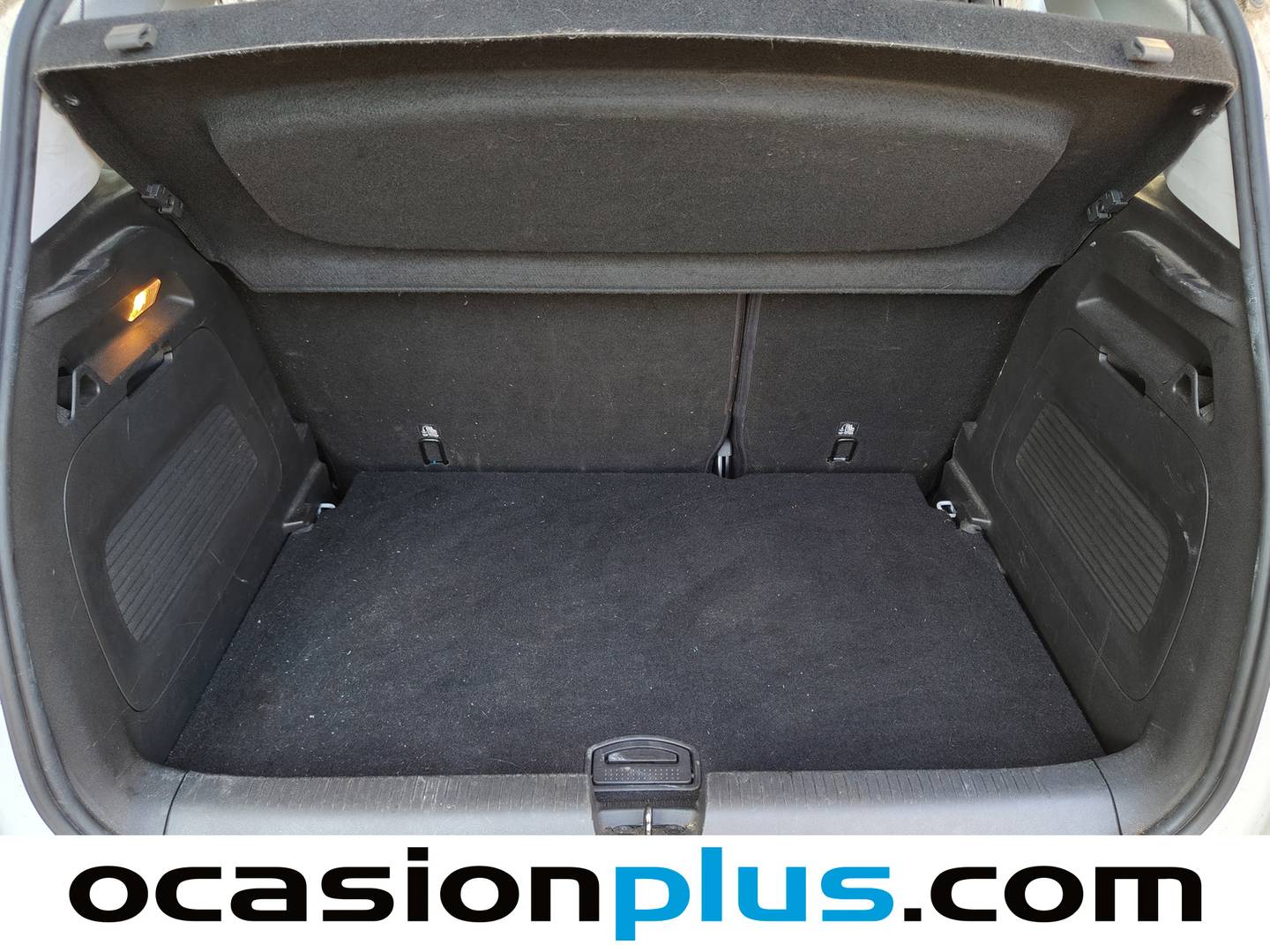 Fotos maletero Opel Crossland X Opel Crossland X 1.2 Turbo S&S Excellence (130 CV)