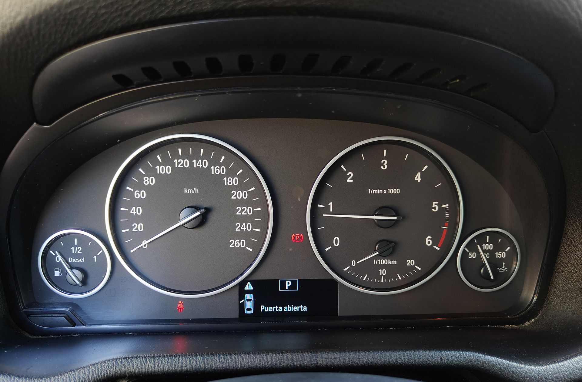 BMW X4 xDrive20d - foto 24