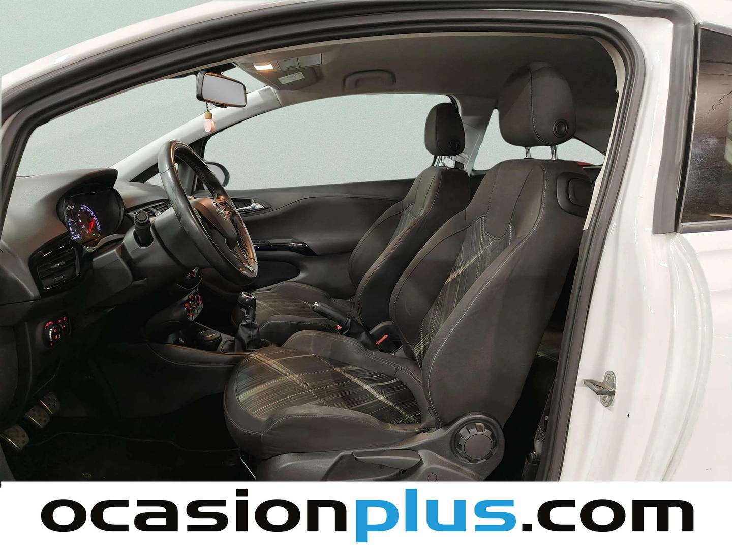Foto asientos delanteros Opel Corsa Opel Corsa 1.4 Color Edition (90 CV)