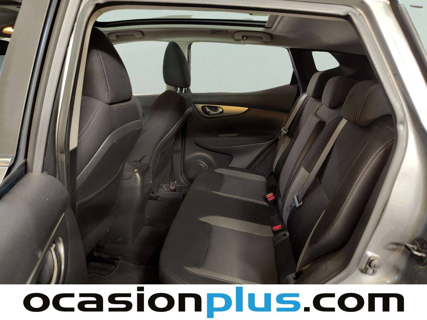 Foto asientos traseros Nissan QASHQAI Nissan Qashqai DIG-T 115 N-Connecta (115 CV)
