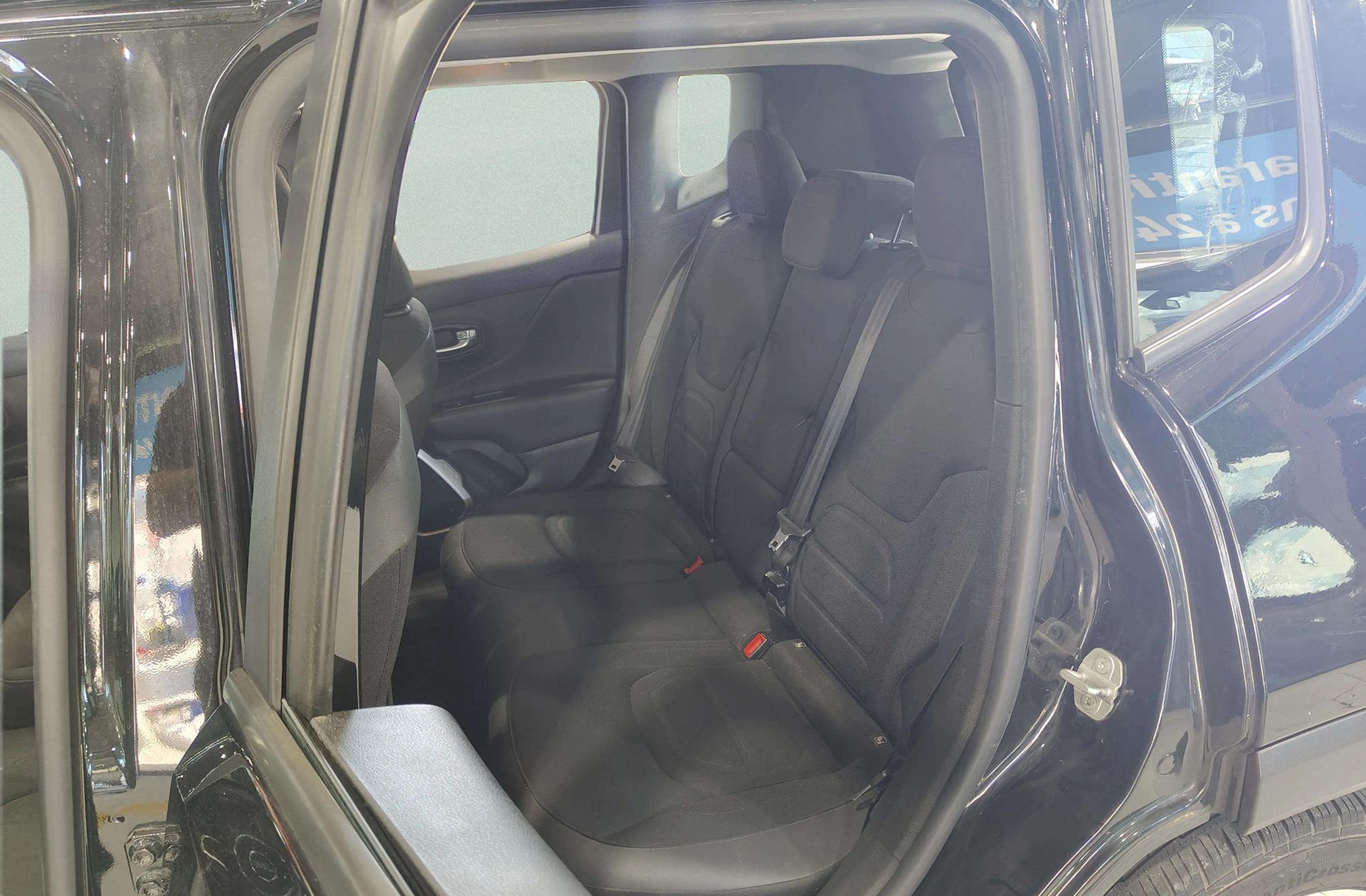 Jeep Renegade 1.4 MultiAir Limited 4x2 Ddct - foto 13