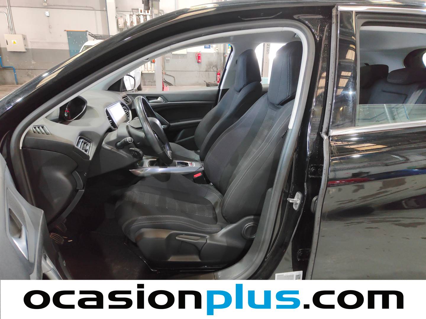 Foto Peugeot 308 Peugeot 308 1.6 e-HDI Allure (115 CV)