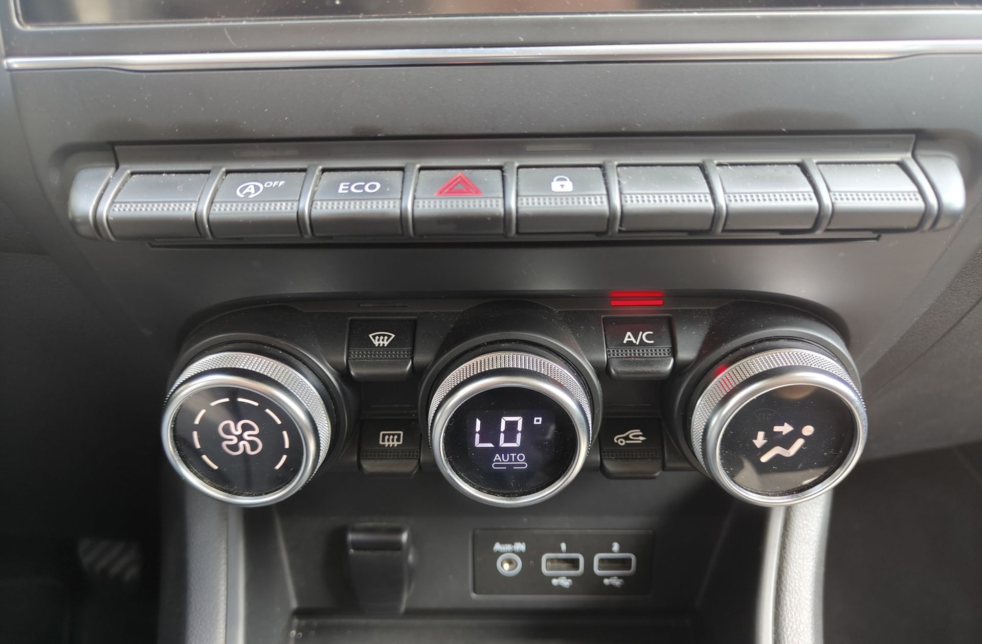 Renault Captur Zen TCe GPF - foto 24