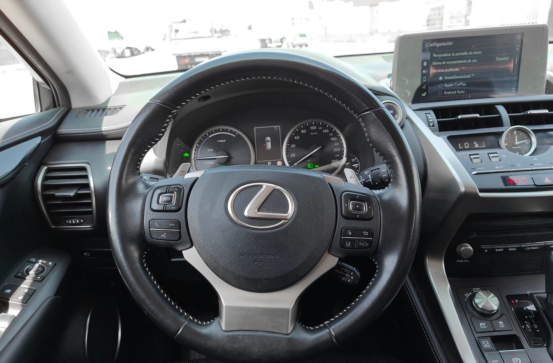 Lexus NX 300h Eco 2WD - foto 25