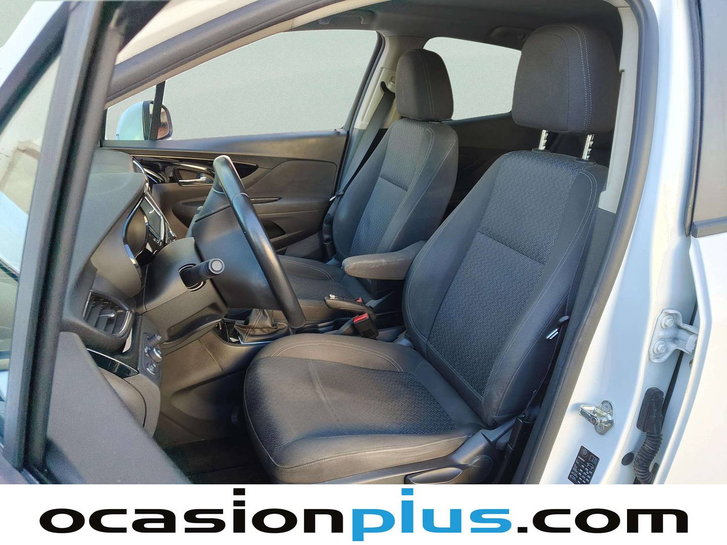 Foto asientos delanteros Opel Mokka X Opel Mokka X 1.4 Turbo S&S 120 Aniversario 4X2 (140 CV)