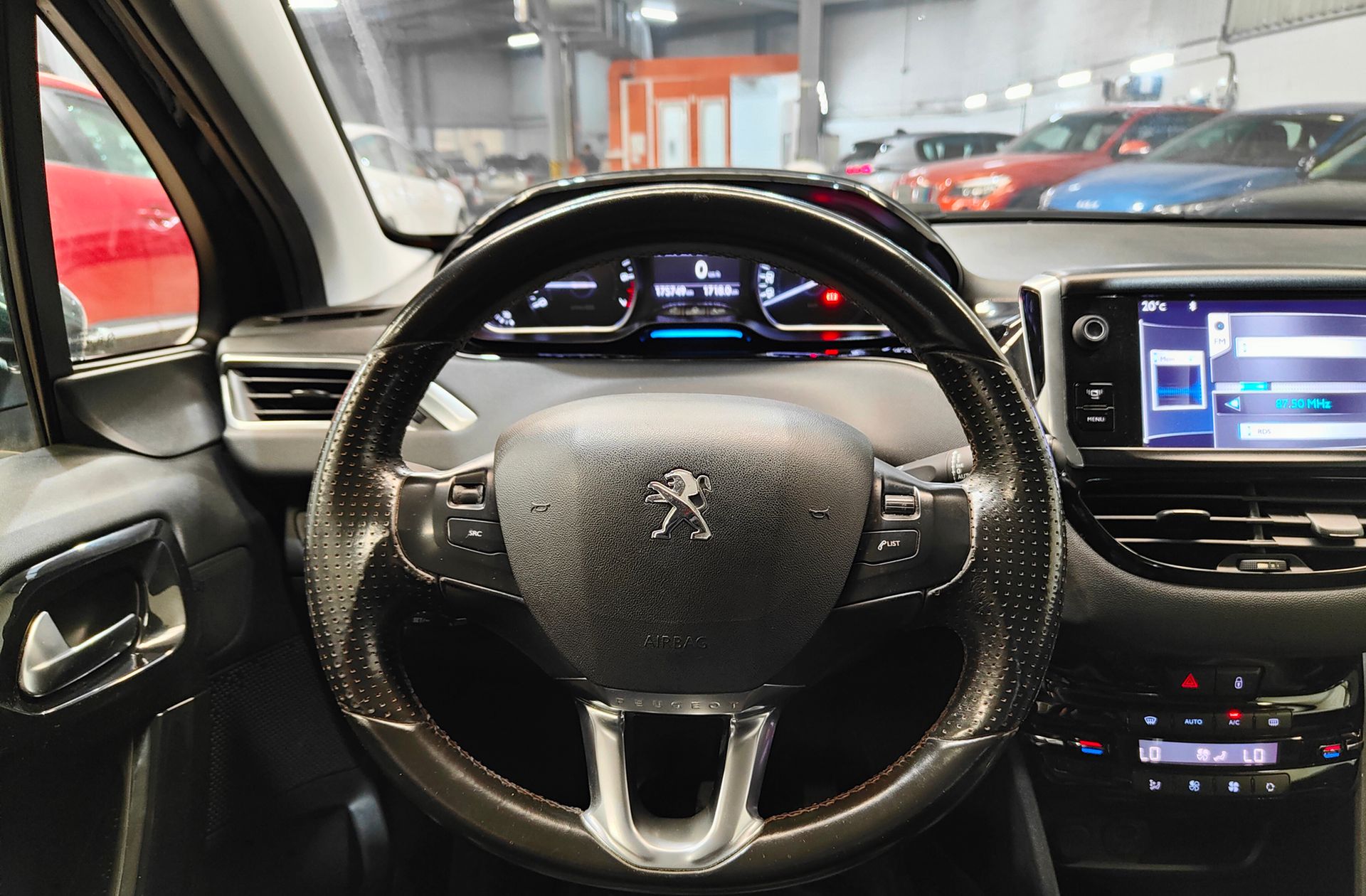 Peugeot 208 1.4 VTi Allure - foto 18