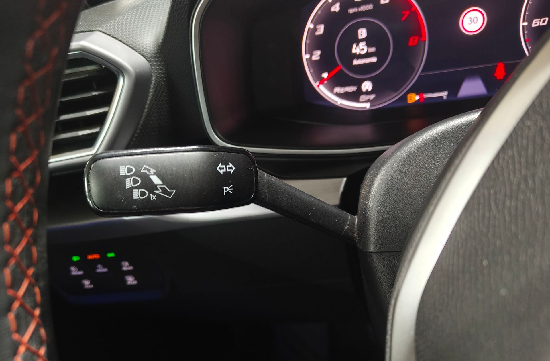 SEAT León 1.0 TSI FR 25 Aniversario - foto 26