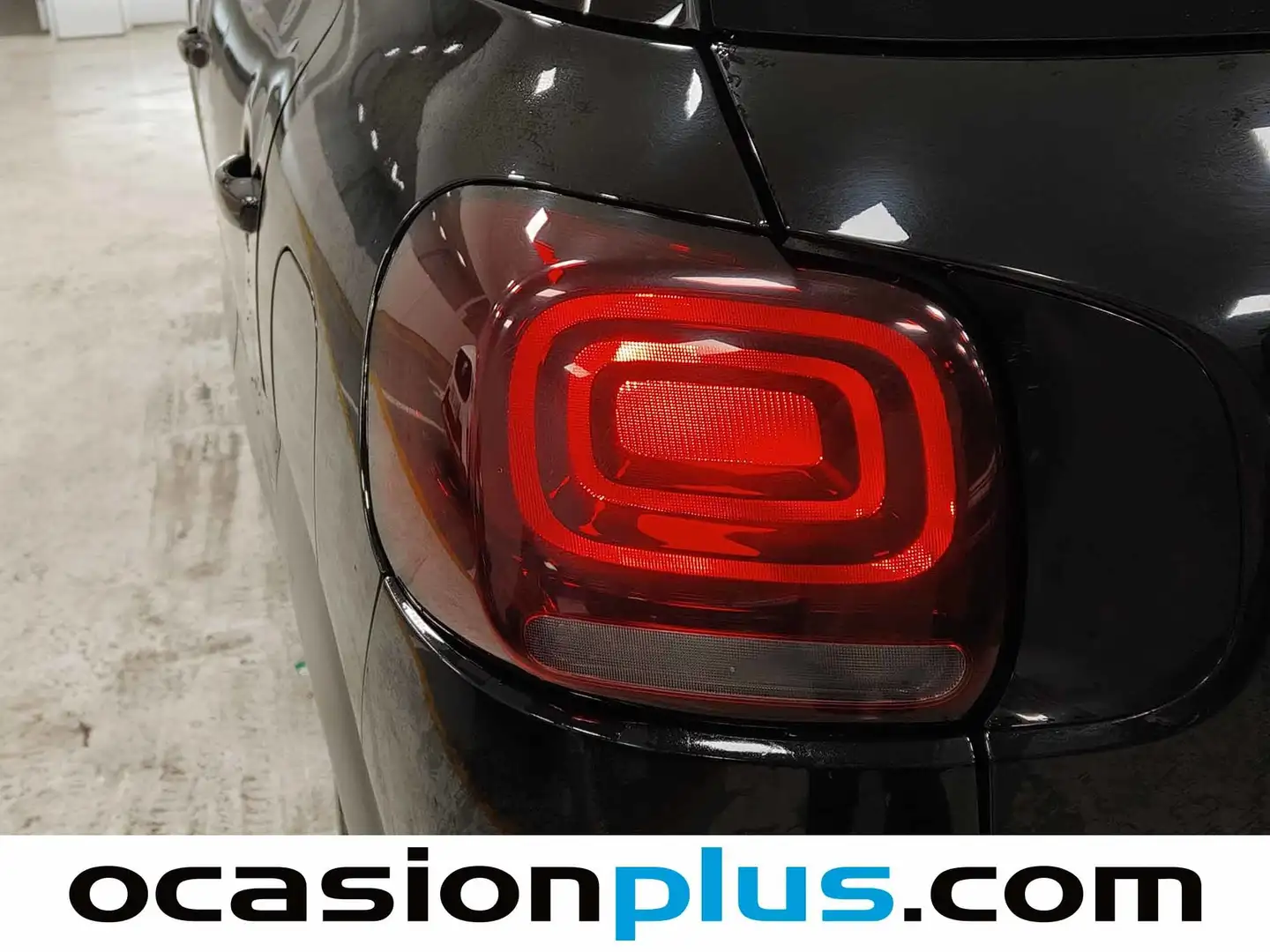 Foto Citroën C3 Aircross Citroen C3 Aircross PureTech 130 Shine Pack EAT6 (131 CV)