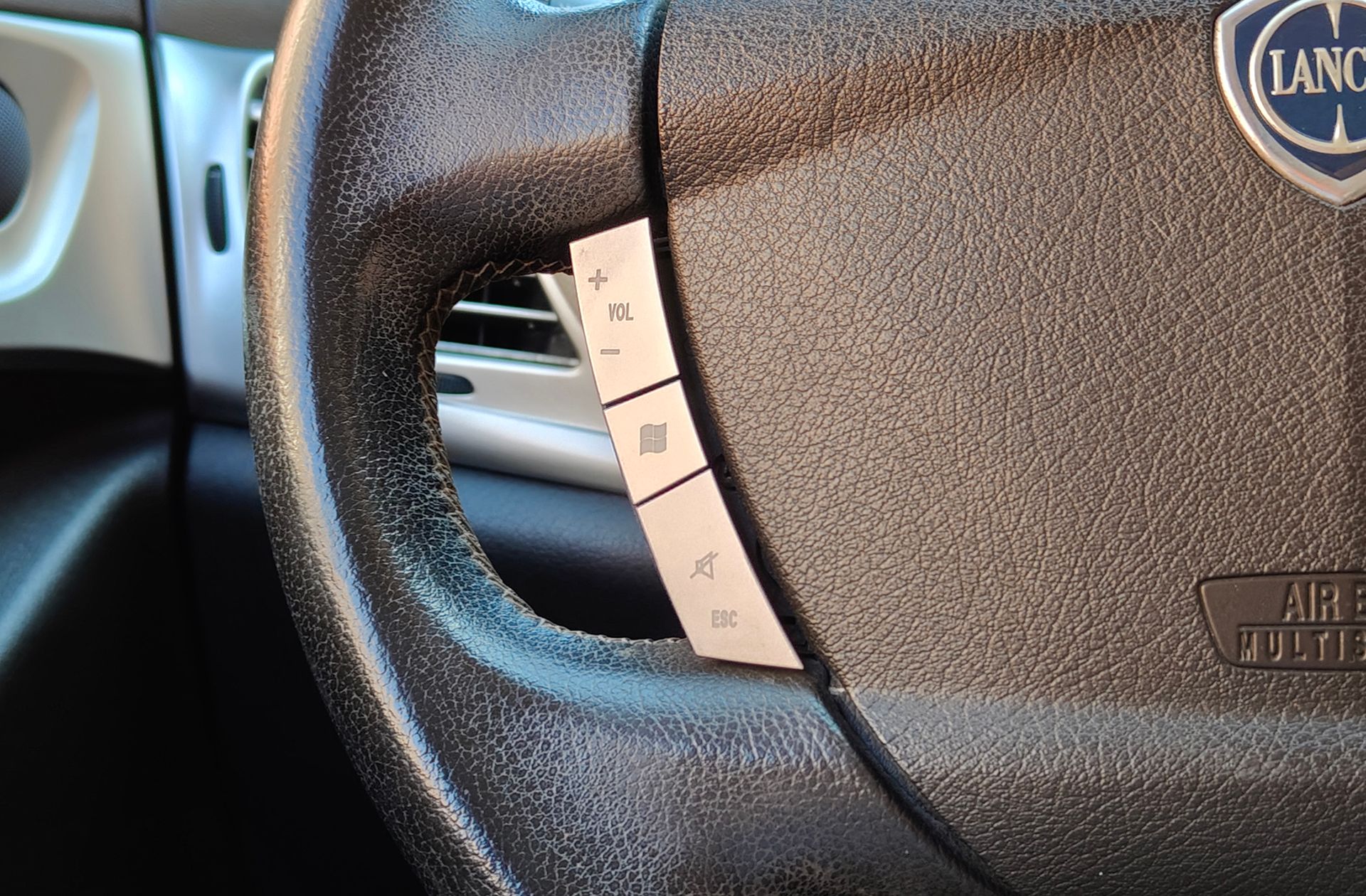 Lancia Ypsilon 1.4 Oro - foto 21