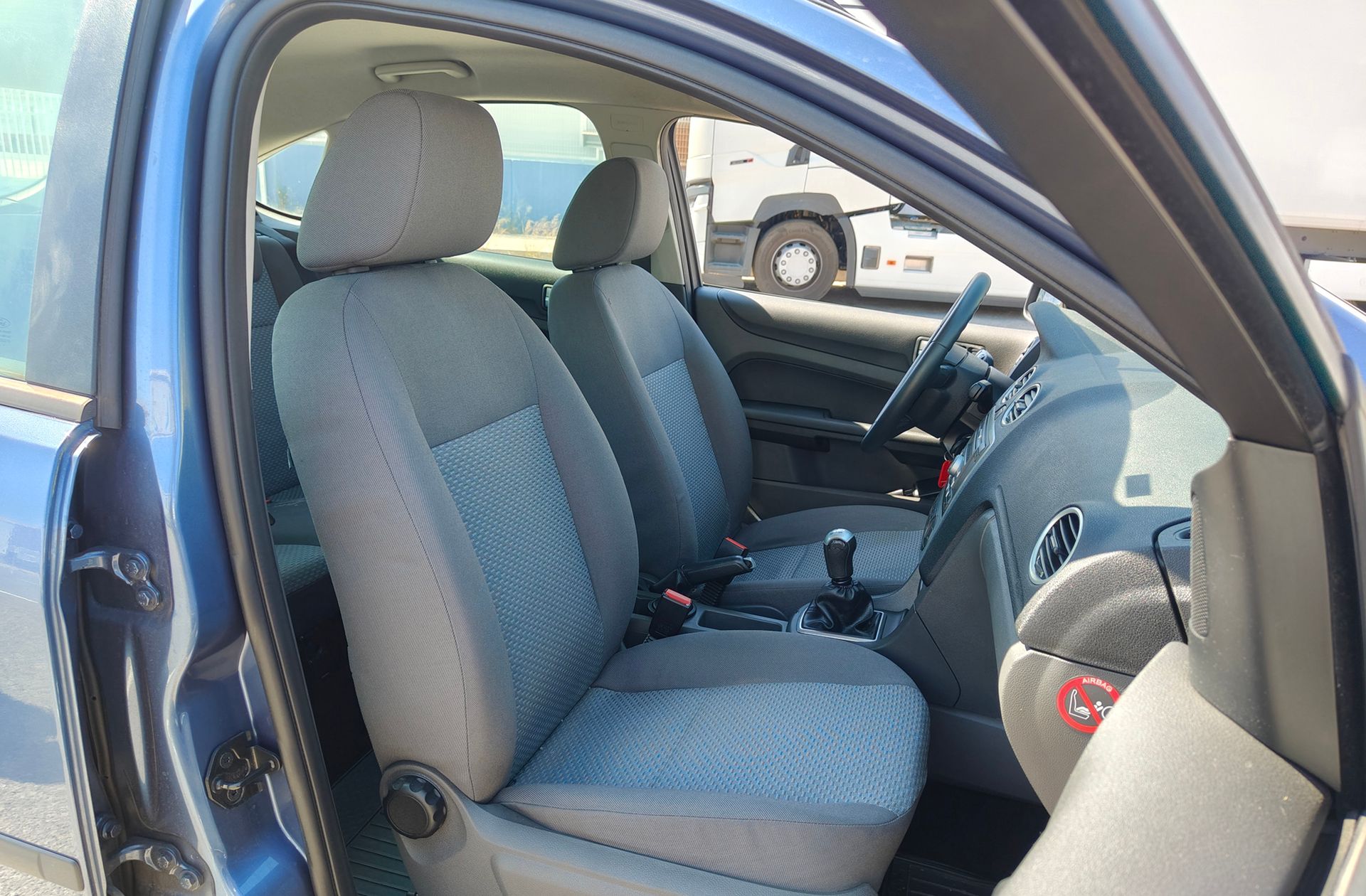 Ford Focus 1.8 TDCi Trend - foto 14
