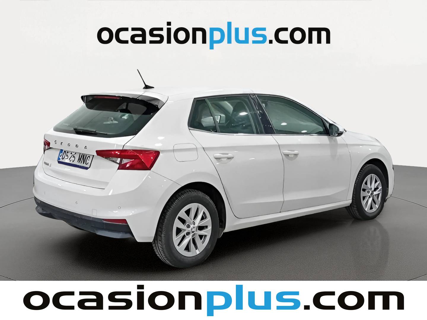 Foto trasera Skoda Fabia Skoda Fabia 1.0 TSI Ambition (95 CV) derecha