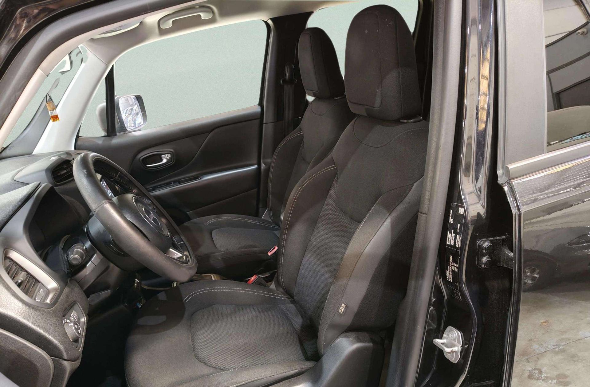 Jeep Renegade 1.3G Limited 4x2 Ddct - foto 11