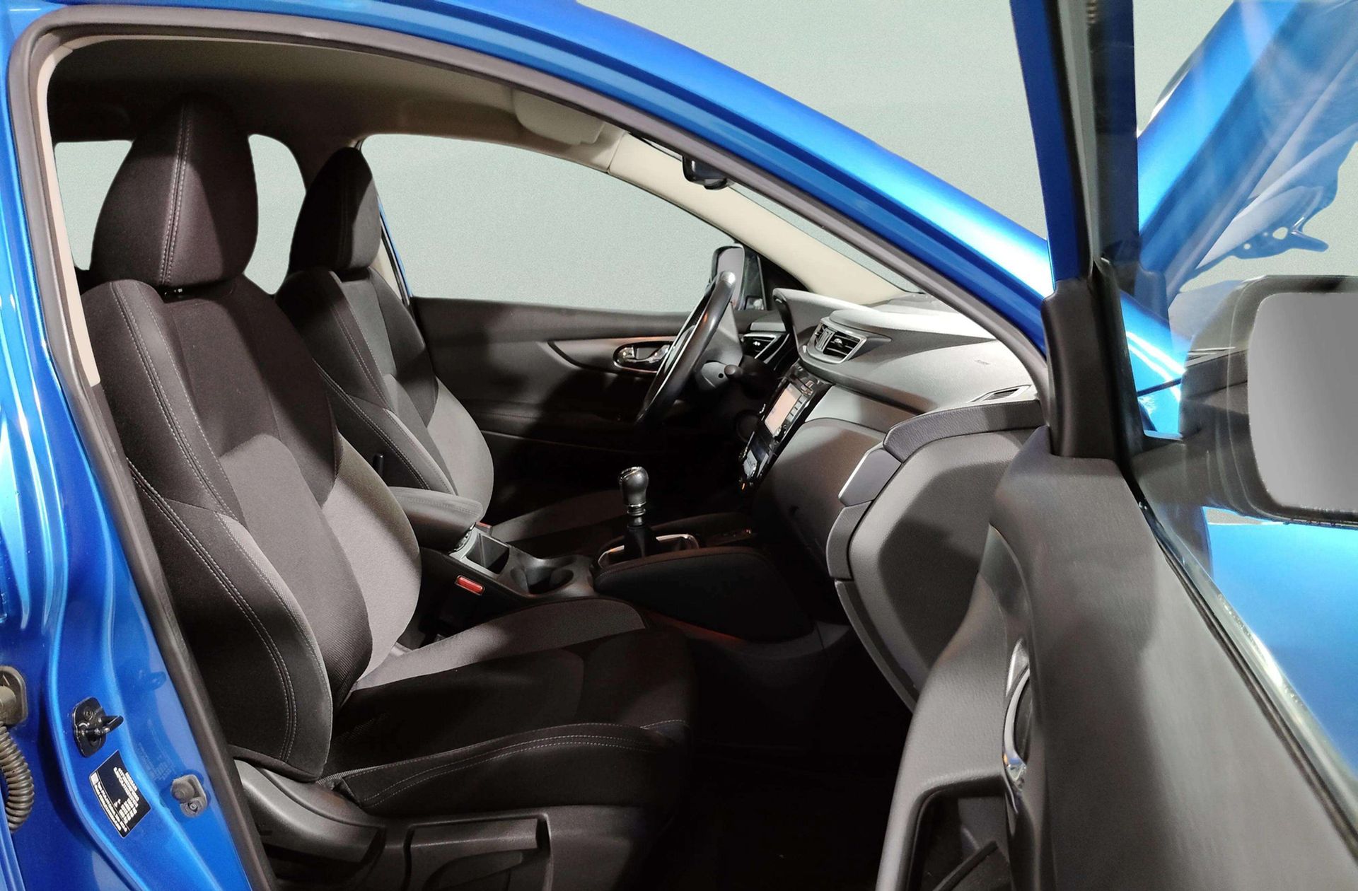 Nissan Qashqai 1.6 DIG-T N-Connecta 4x2 - foto 18