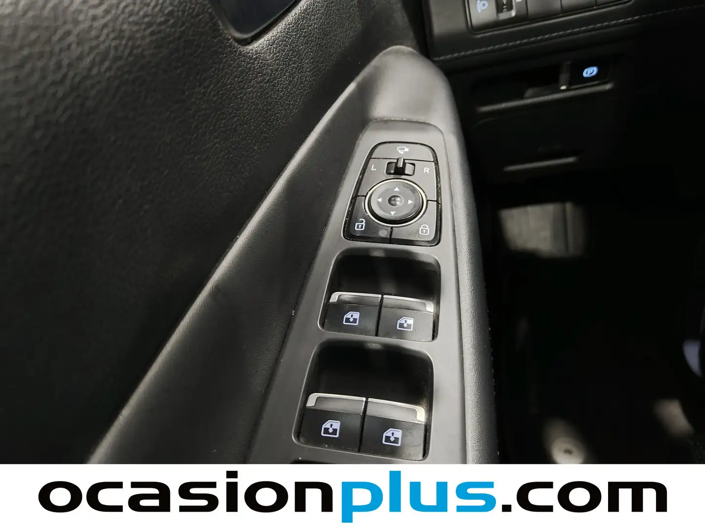 Foto Hyundai Santa Fe HYUNDAI Santa Fe 1.6 TGDi HEV Tecno Auto 4x2 7 Plazas