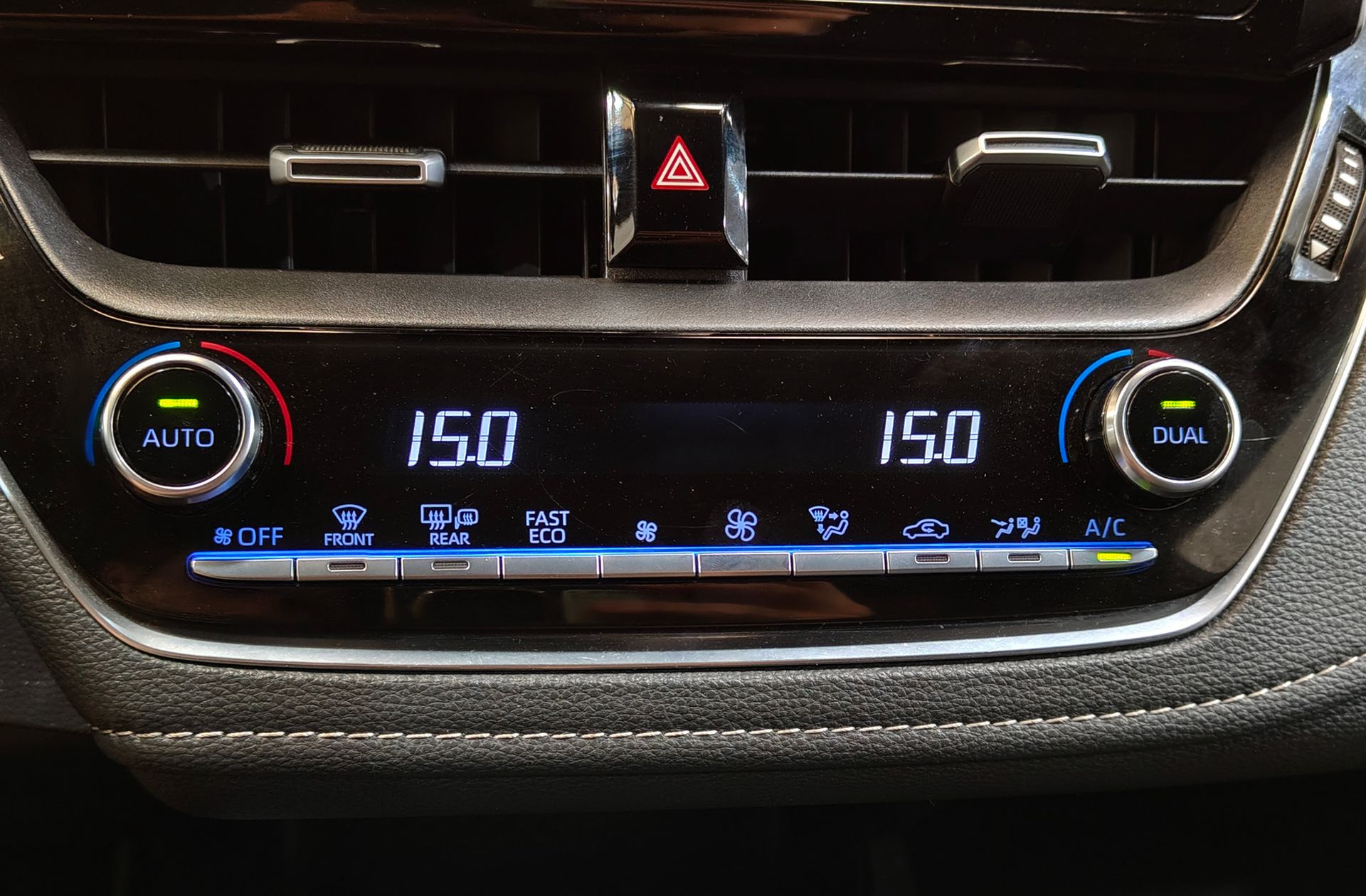 Toyota Corolla Touring Sports 125H Active Tech E-CVT - foto 33