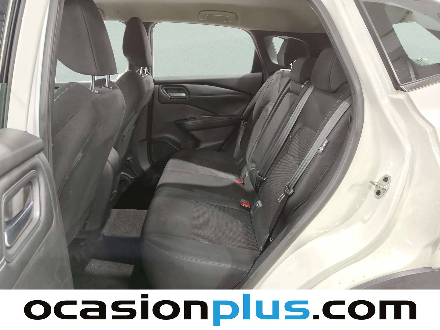 Foto asientos traseros Nissan QASHQAI Nissan Qashqai E-POWER N-Connecta Auto (190 CV)
