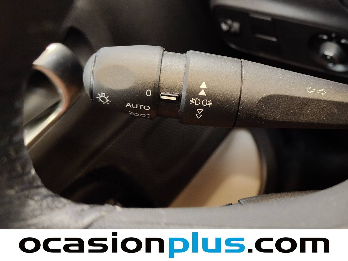 Extras del Citroën C3 Citroën C3 BlueHDi 100 S&S Feel Pack (102 CV)