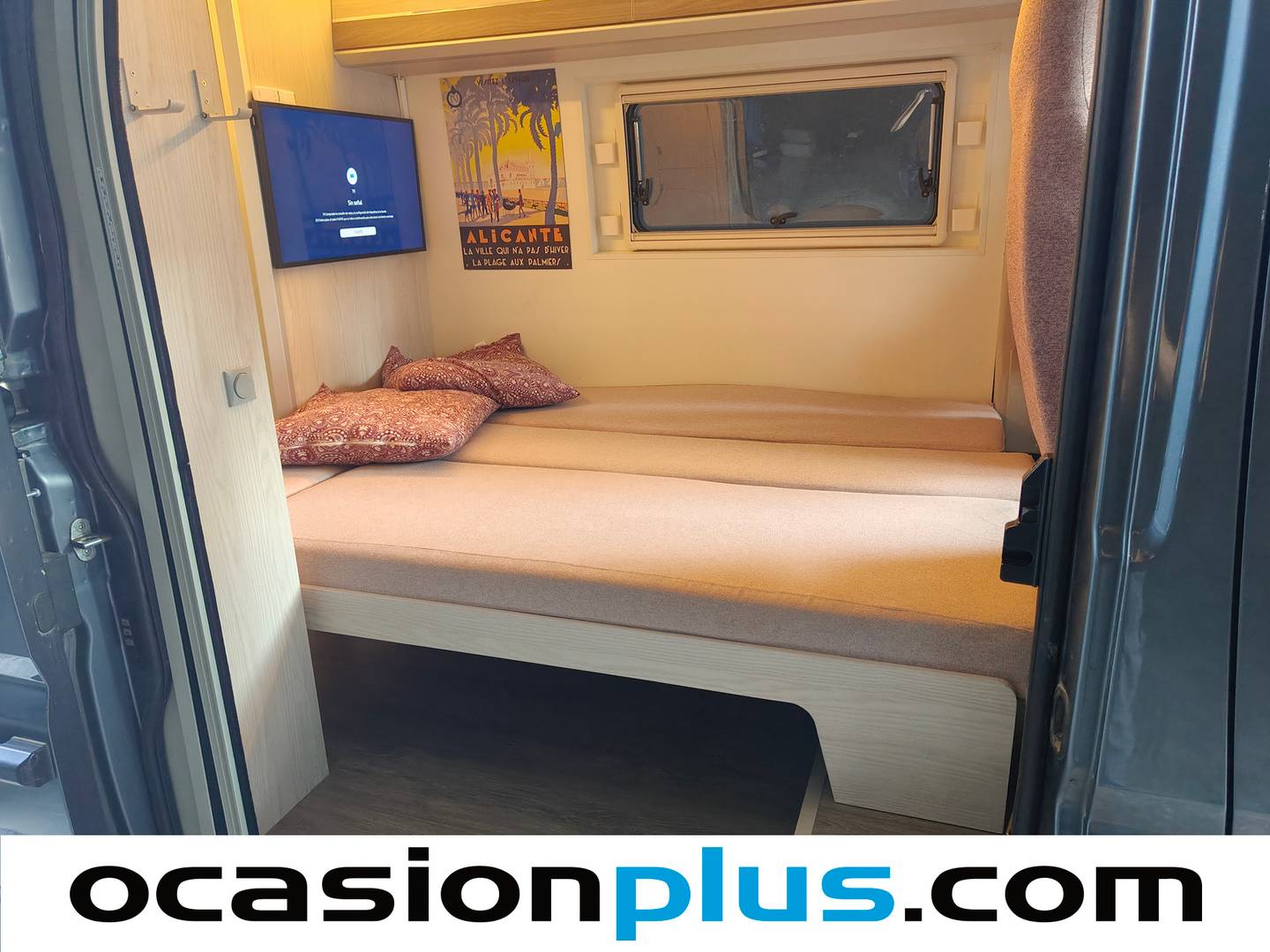 Extras y acabados del Fiat Ducato Fiat Ducato Furgon 2.3 Multijet 35 L2H2 (160 CV) 2 Plazas Camperizada