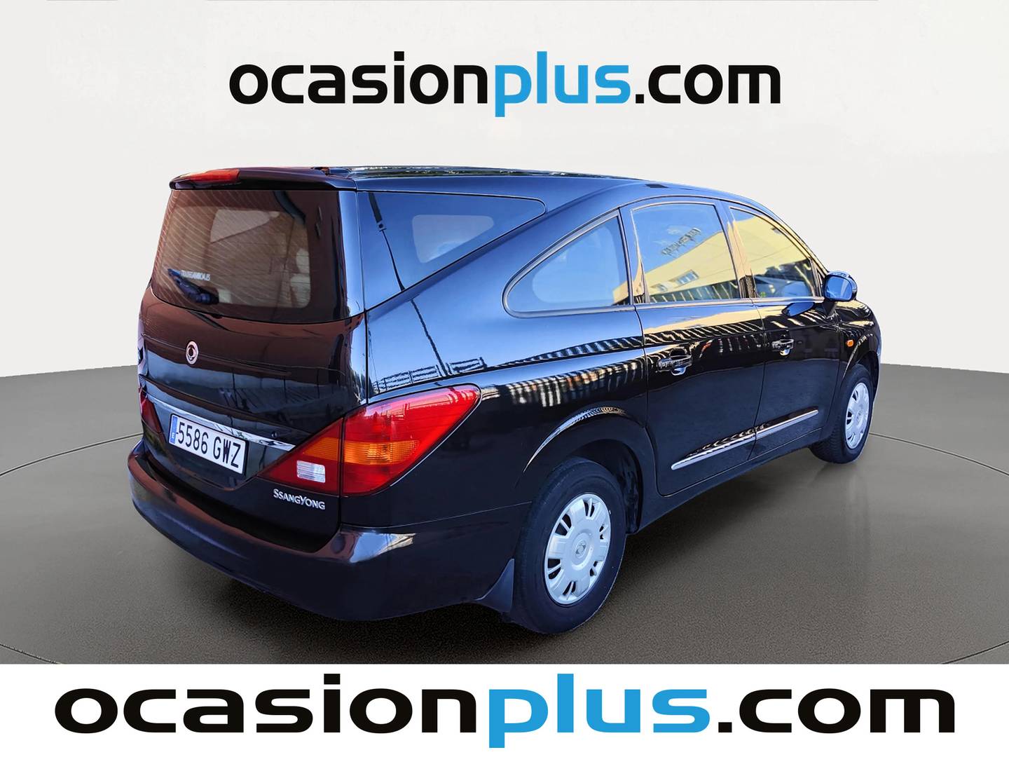 Foto trasera SsangYong Rodius SsangYong Rodius 270 Xdi (165 CV) 7 Plazas derecha