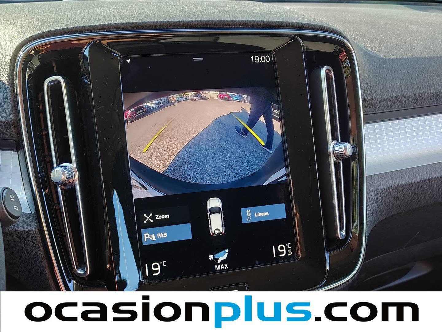 Foto Volvo XC40 Volvo XC40 T3 Momentum Pro Auto (163 CV)