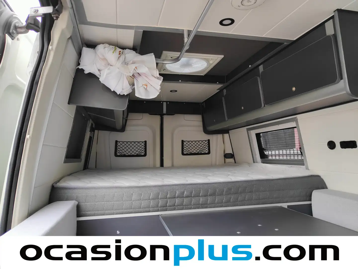 Foto Iveco Daily Iveco Daily 2.3 TD 35S 16 3520/H2 (156 CV) Camperizada