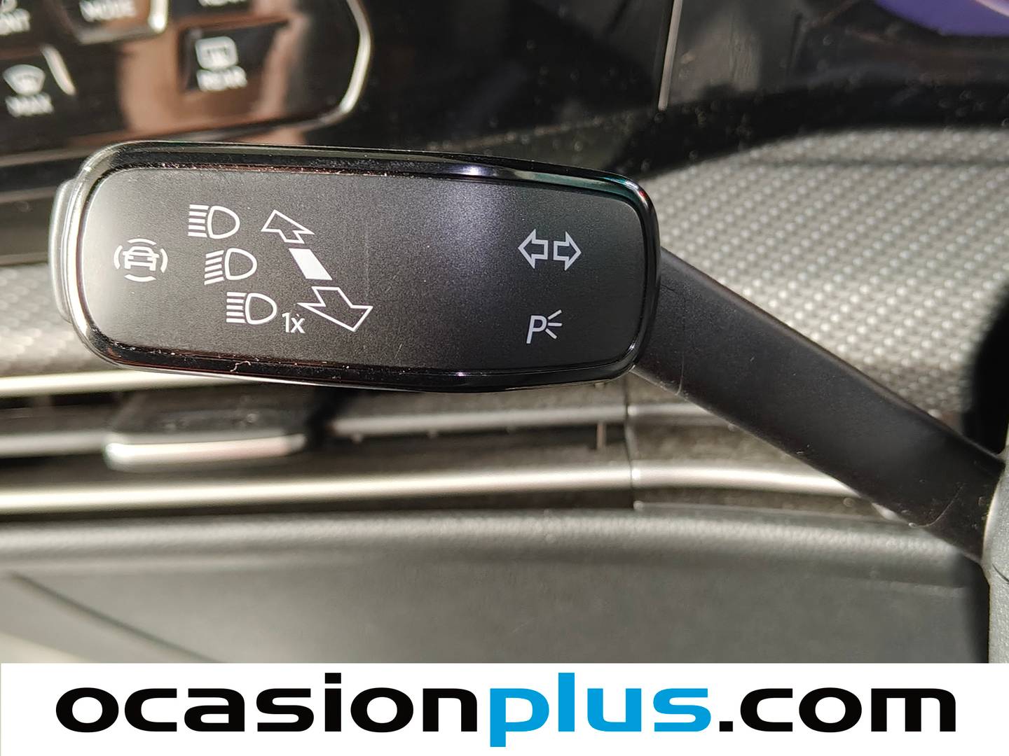 Volkswagen Golf Volkswagen Golf R-Line 1.5 eTSI (150 CV) DSG de segunda mano