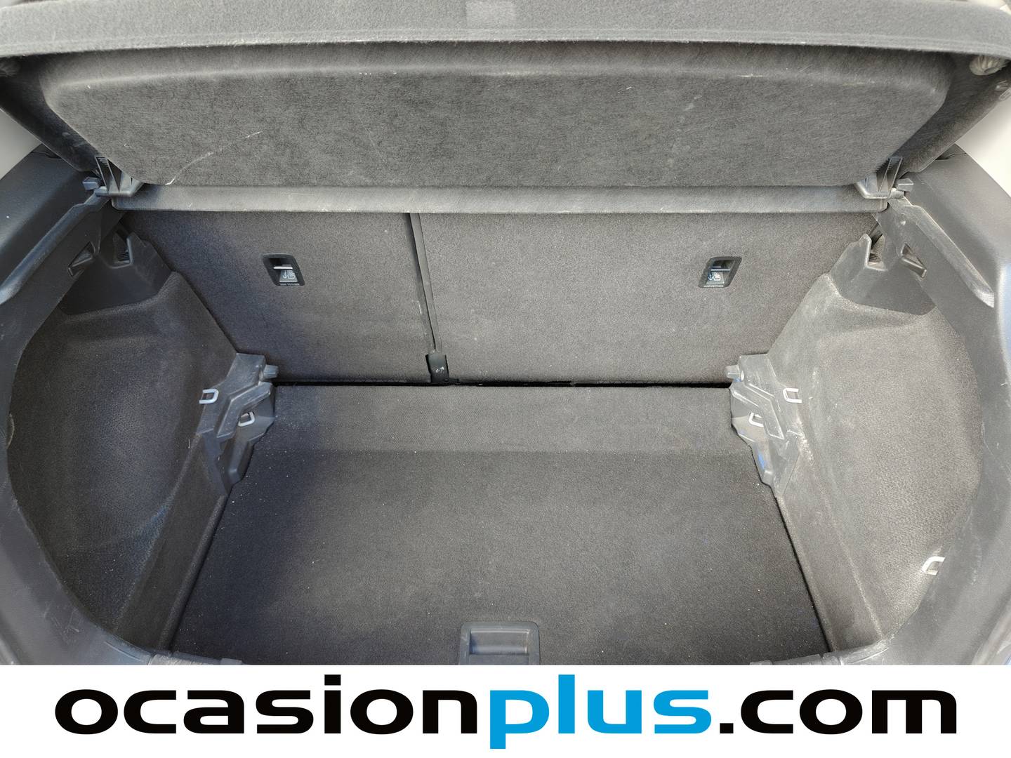 Foto Volkswagen T-Cross Volkswagen T-Cross Advance 1.0 TSI (115 CV) DSG