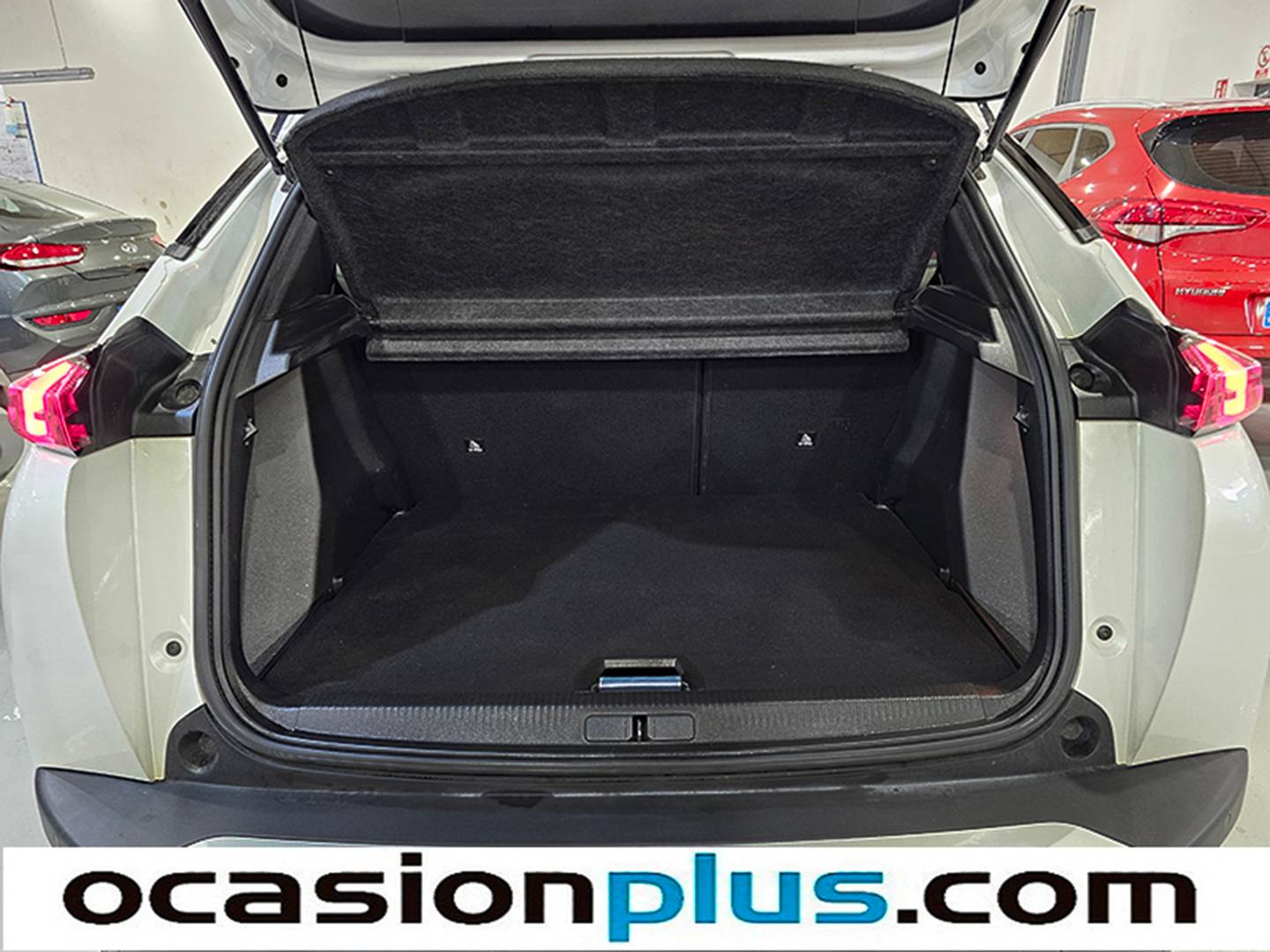 Foto asientos traseros Peugeot 2008 Peugeot 2008 PureTech 130 S&S GT EAT8 (130 CV)