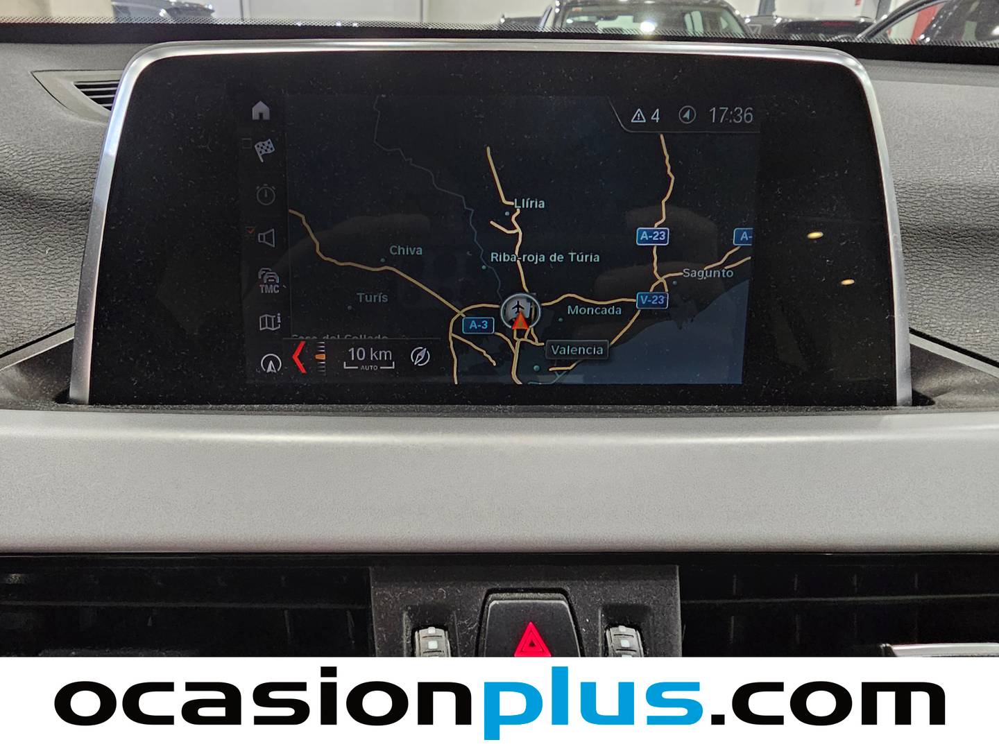 Extras y acabados del BMW X1 BMW X1 sDrive18d (150 CV)