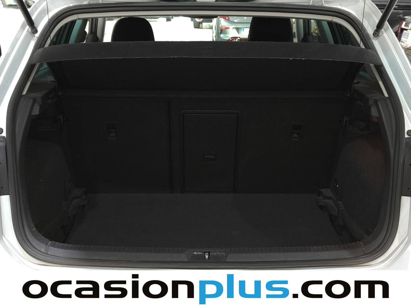 Fotos maletero Volkswagen Golf Volkswagen Golf Advance 1.0 TSI (110 CV) DSG