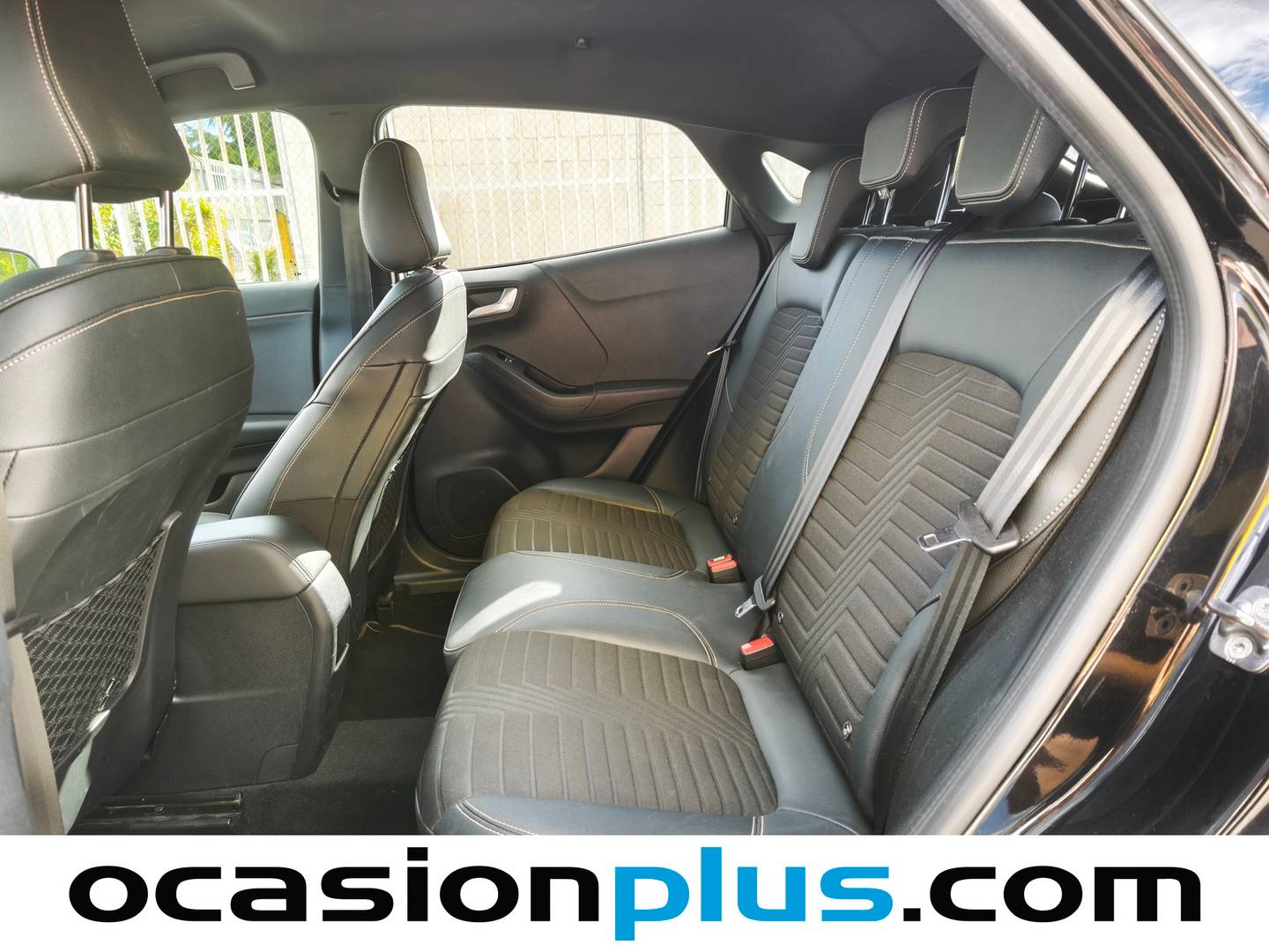 Foto asientos traseros Ford Puma Ford Puma 1.0 EcoBoost MHEV ST-Line X (155 CV)