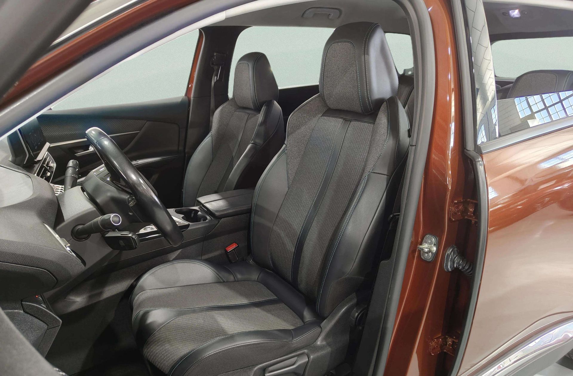 Peugeot 5008 PureTech 130 Allure 7 plazas - foto 12